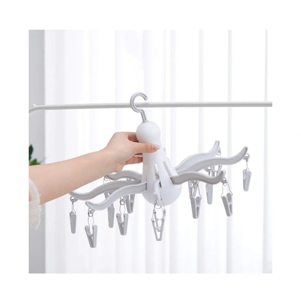Foldable clip and drip hanger new never used